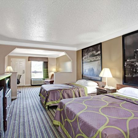 Super 8 By Wyndham Knoxville East Luaran gambar
