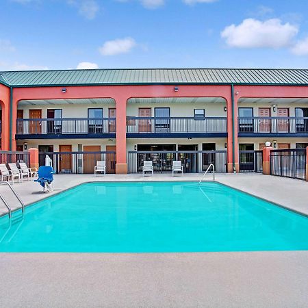 Super 8 By Wyndham Knoxville East Luaran gambar