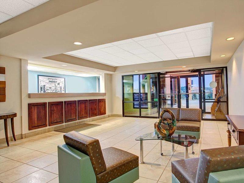 Super 8 By Wyndham Knoxville East Luaran gambar