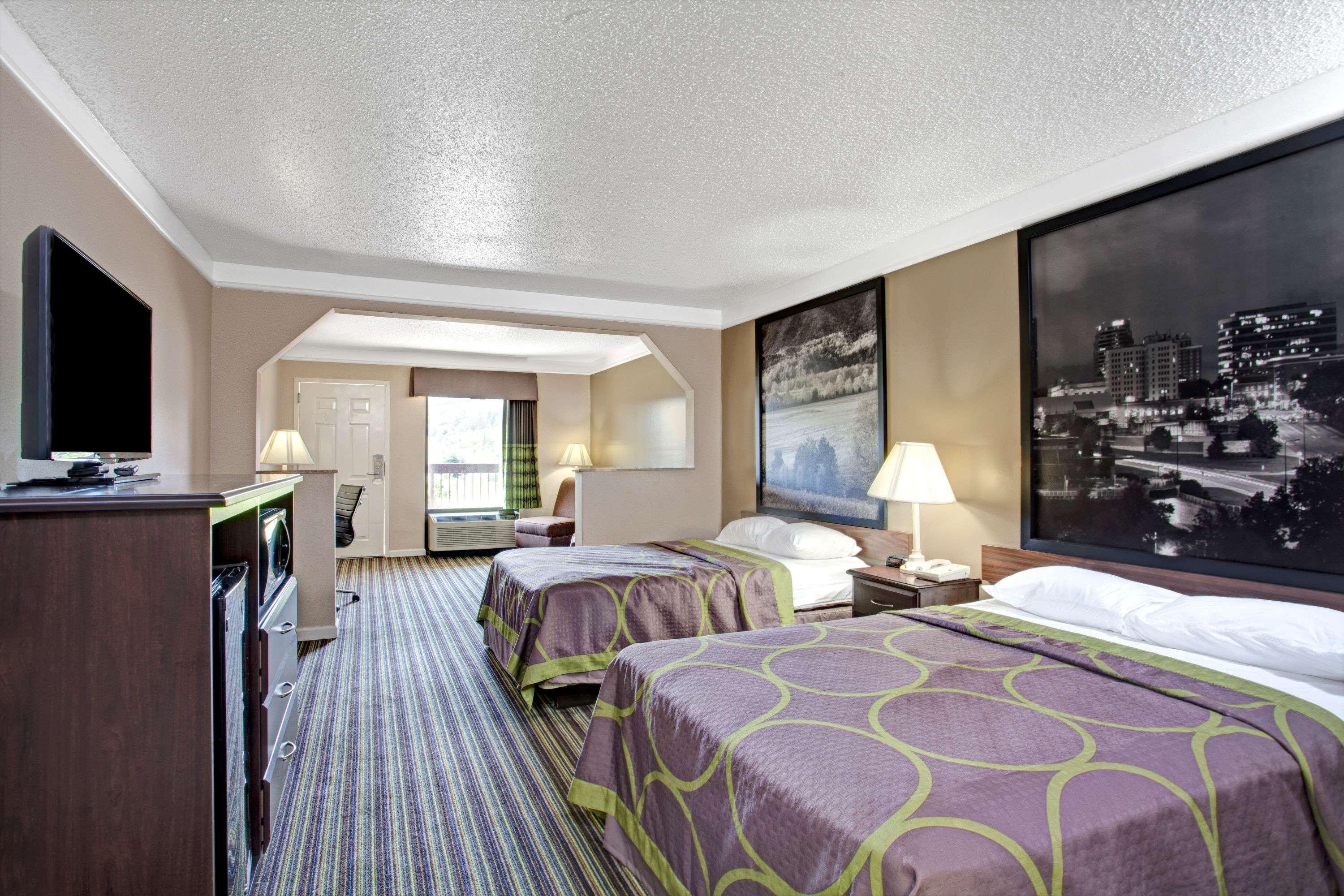 Super 8 By Wyndham Knoxville East Luaran gambar