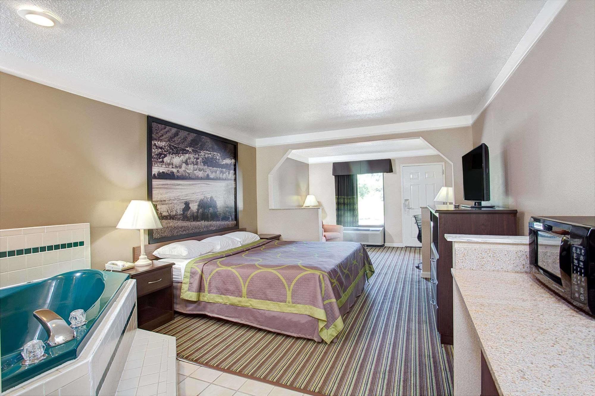 Super 8 By Wyndham Knoxville East Luaran gambar